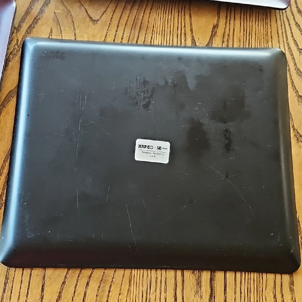 Set of 6 Best Western Plus Serving trays 13-in x 11-in